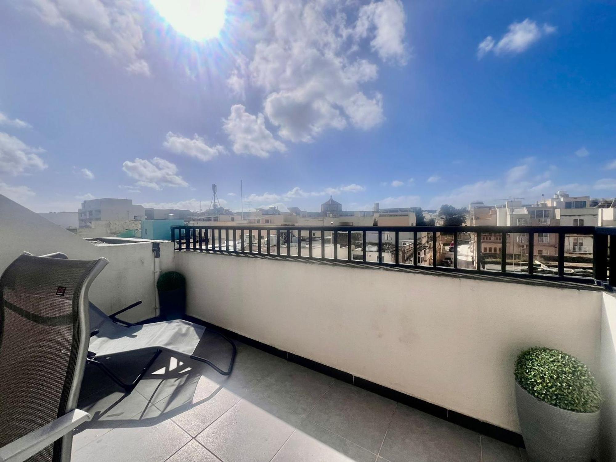 83/3-Lovely 1 Bedroom Penthouse 比尔基卡拉 外观 照片